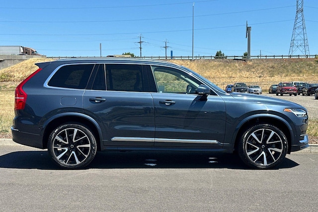 2023 Volvo XC90