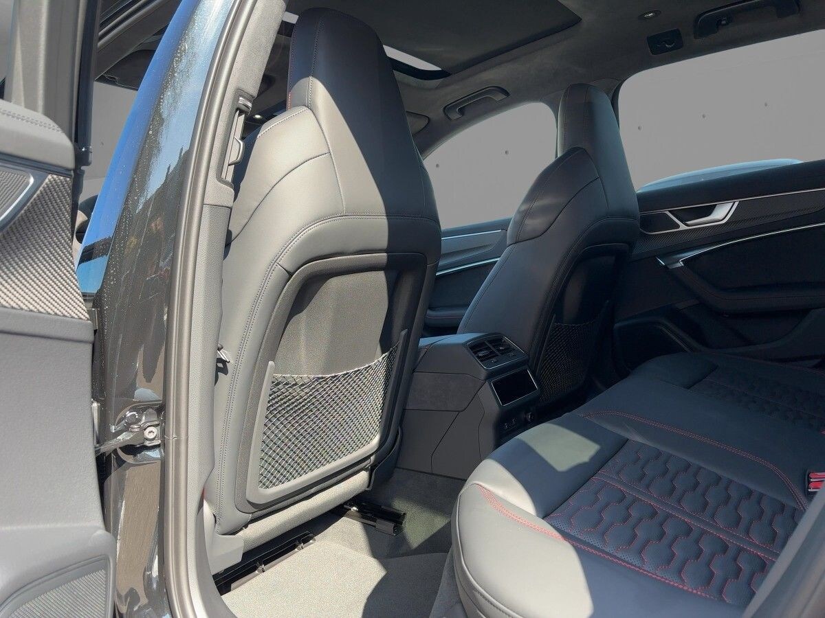 Image about Audi RS 6 Avant performance quattro tiptronic