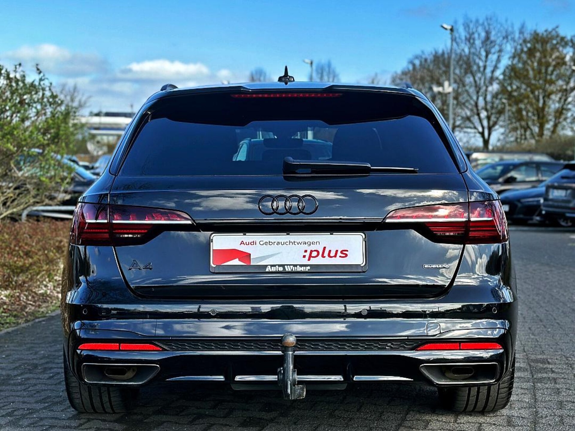 Audi A4 Avant S line