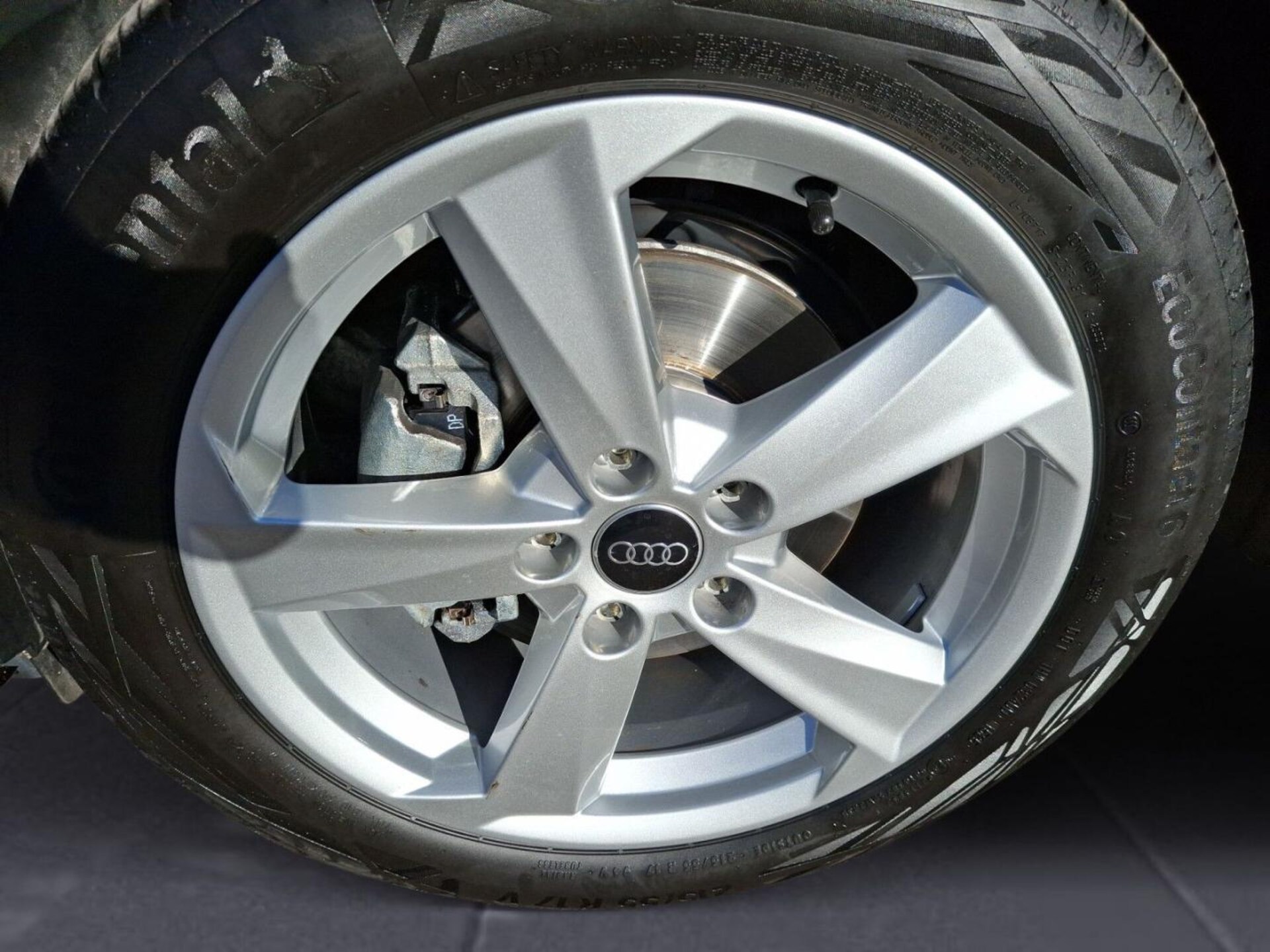 Audi Q2 S line