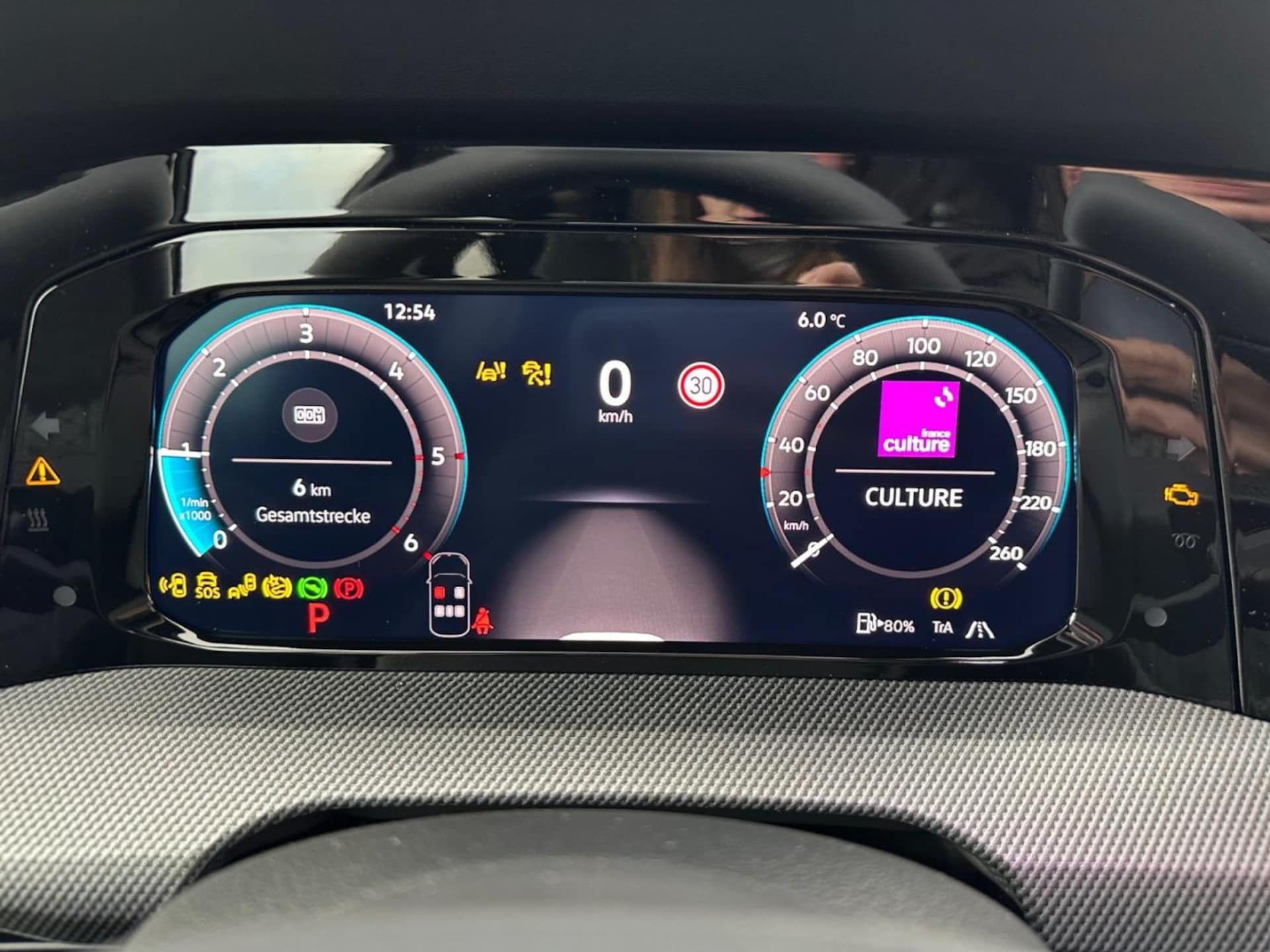 Volkswagen Golf R-Line