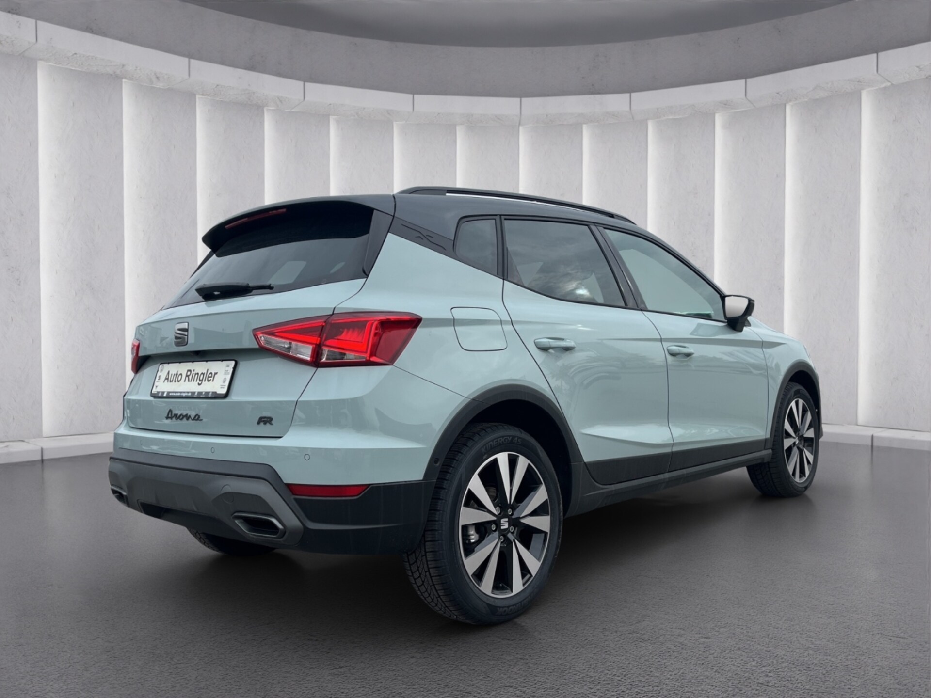 SEAT Arona FR