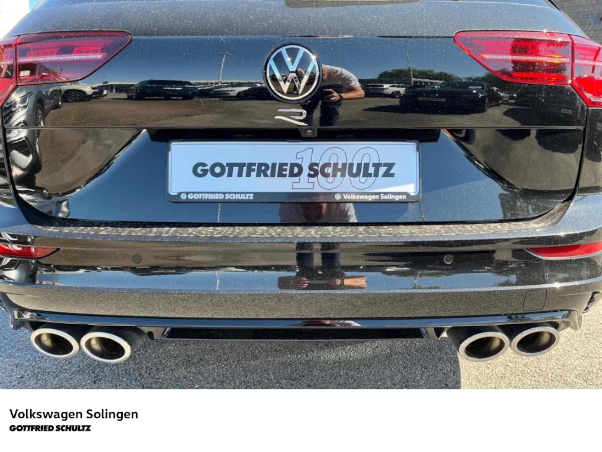 Volkswagen Golf Variant R