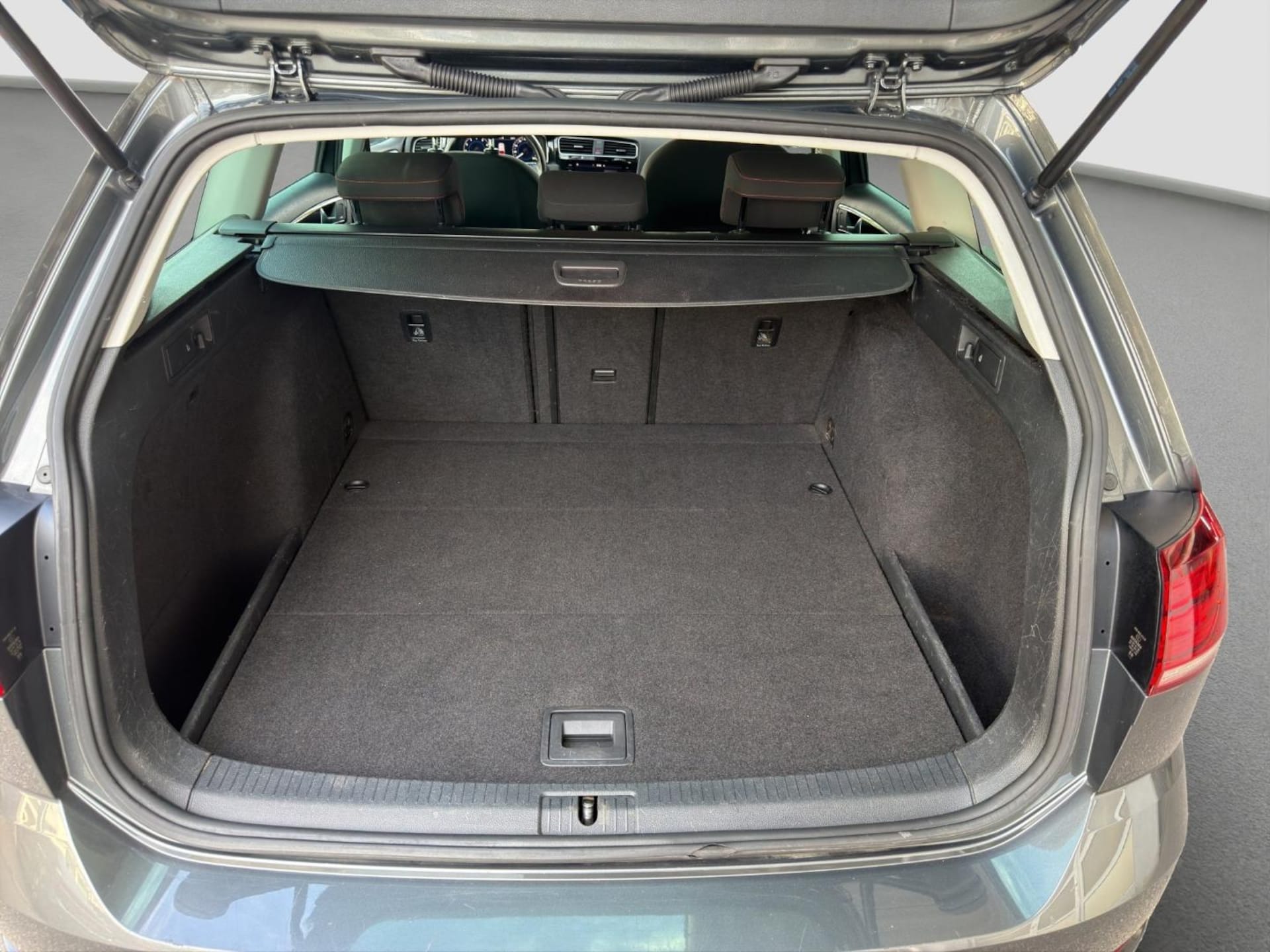 Volkswagen Golf Variant SOUND