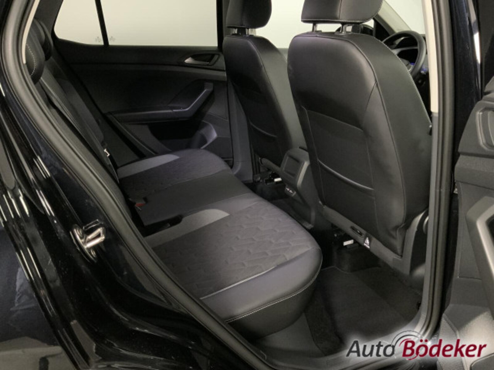 Volkswagen T-Cross – Bild 10