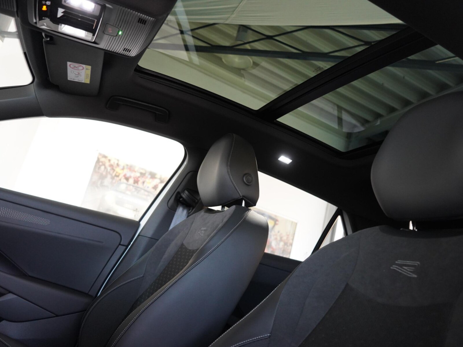 Volkswagen T-Roc – Bild 9