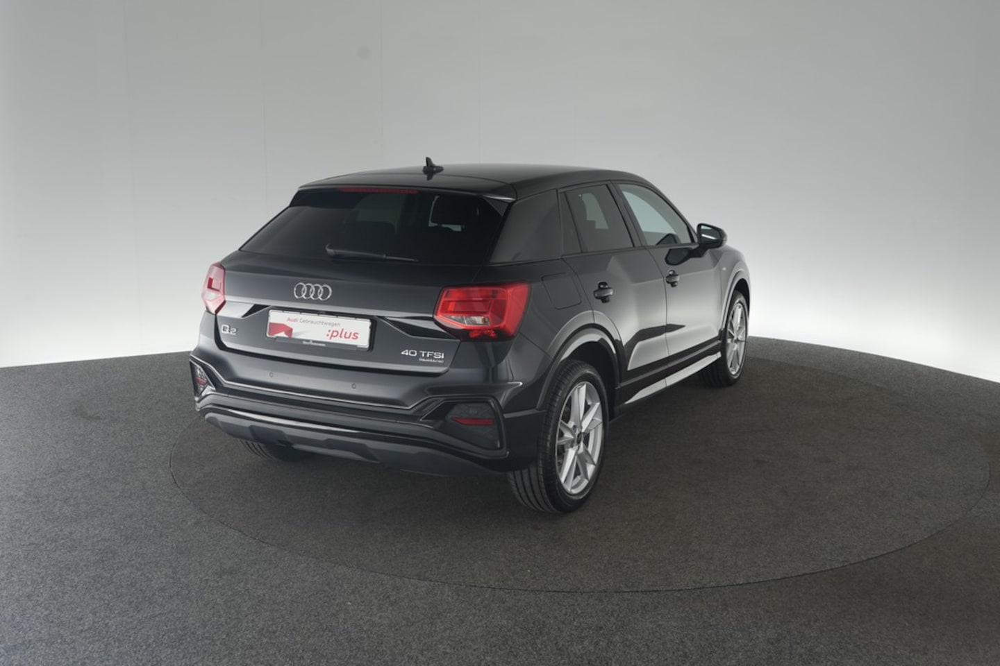 Bild über Audi Q2 S line 40 TFSI quattro S tronic - für weitere Informationen kontaktieren Sie den Audi Partner