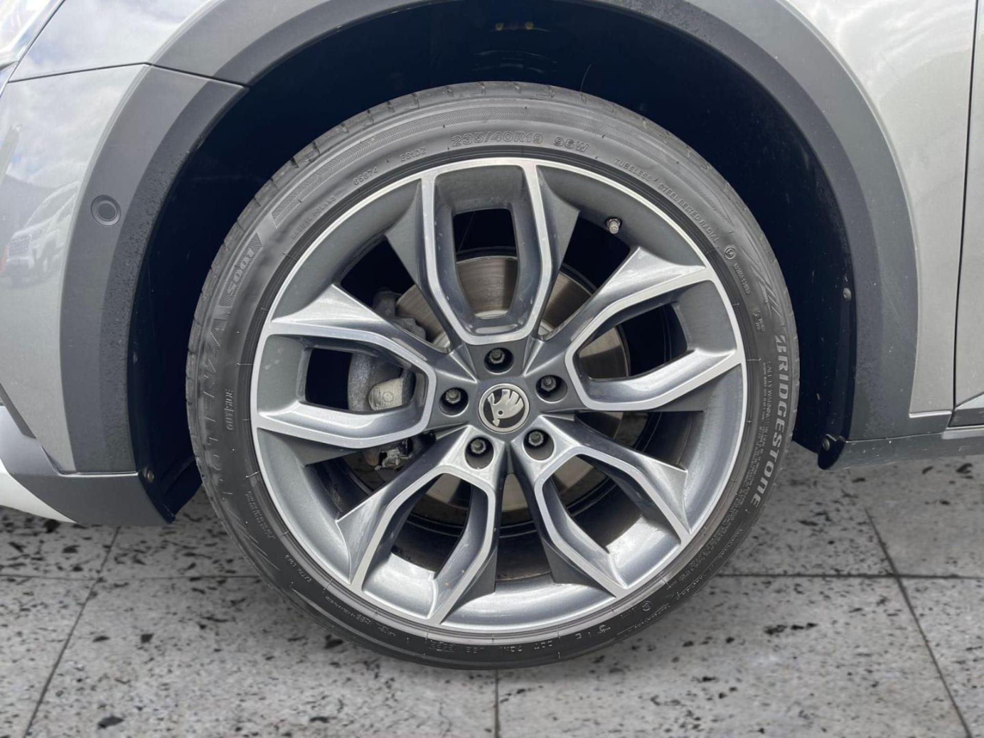 Skoda Superb Combi Scout