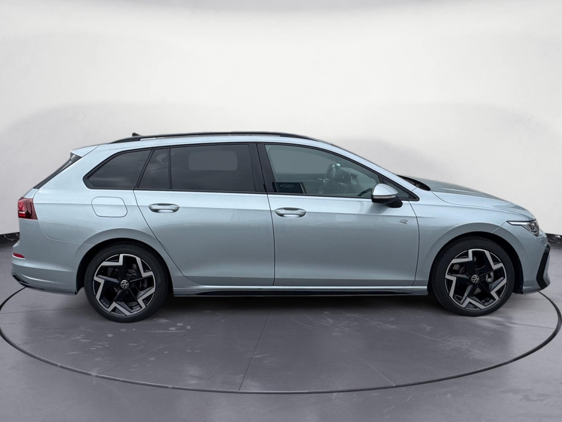 Volkswagen Golf Variant R-Line