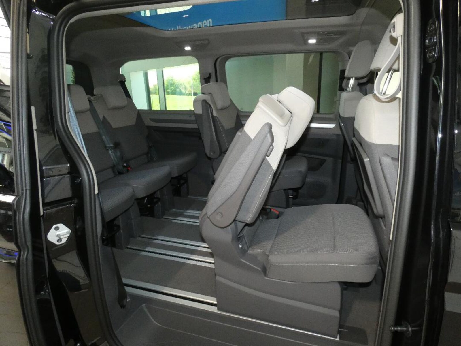 Volkswagen Multivan Langversion – Bild 18