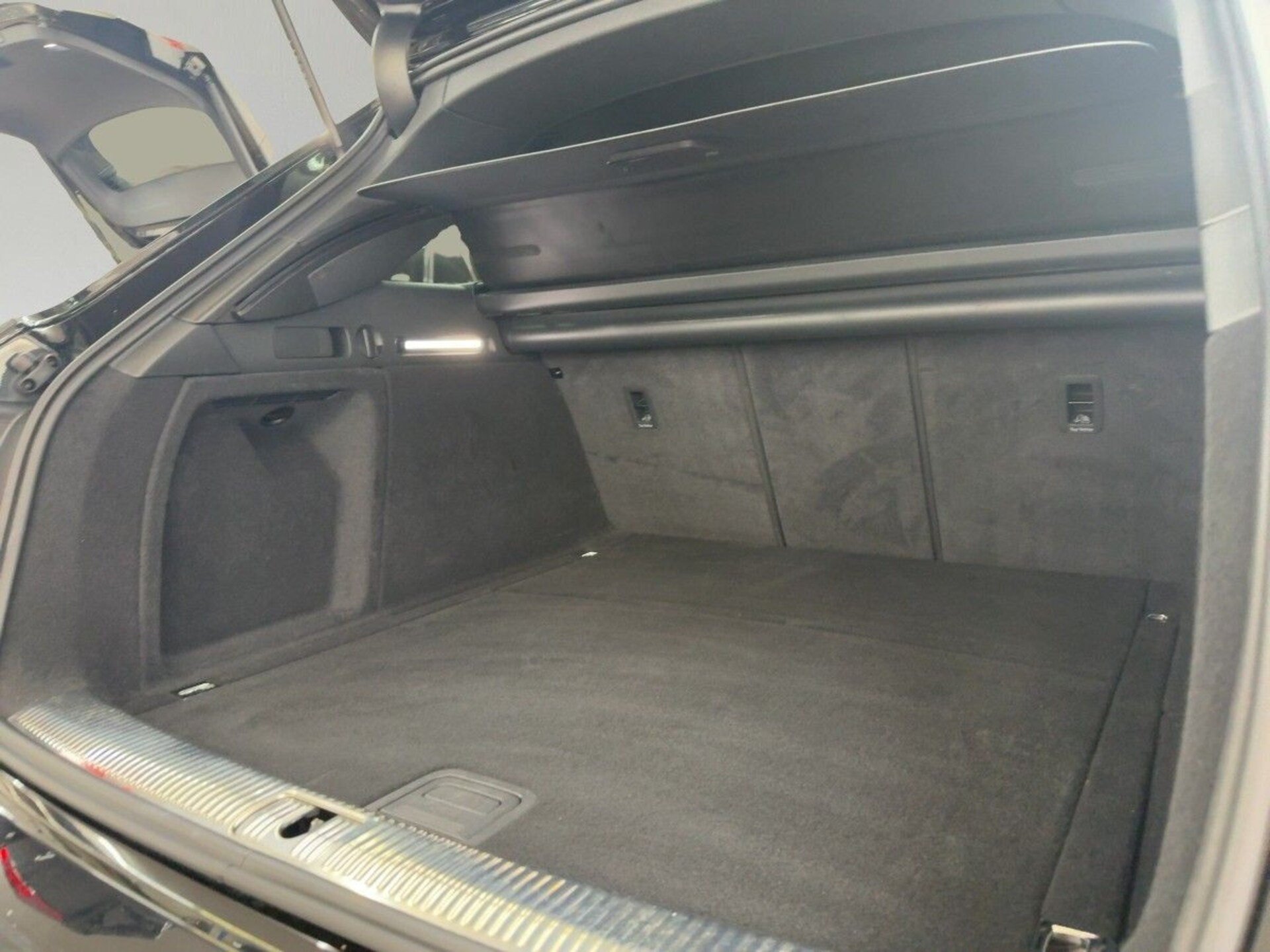 Audi A4 Avant S line