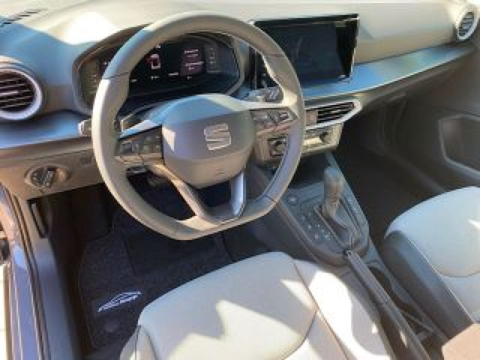 SEAT Arona – Bild 3