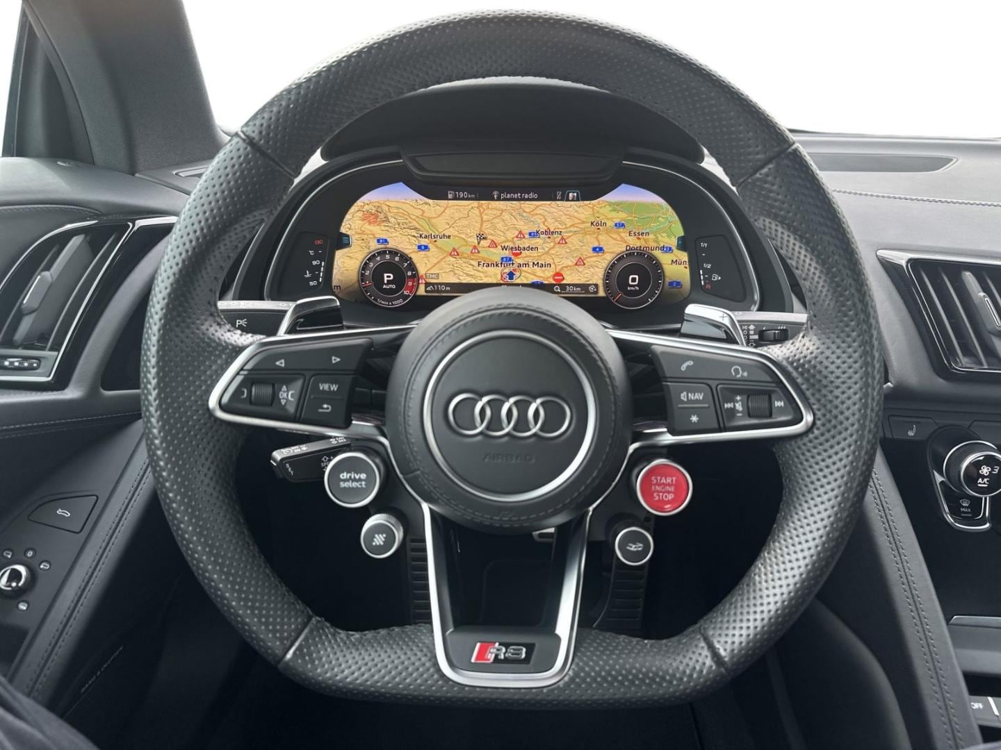 Bild über Audi R8 Spyder FSI S tronic - für weitere Informationen kontaktieren Sie den Audi Partner