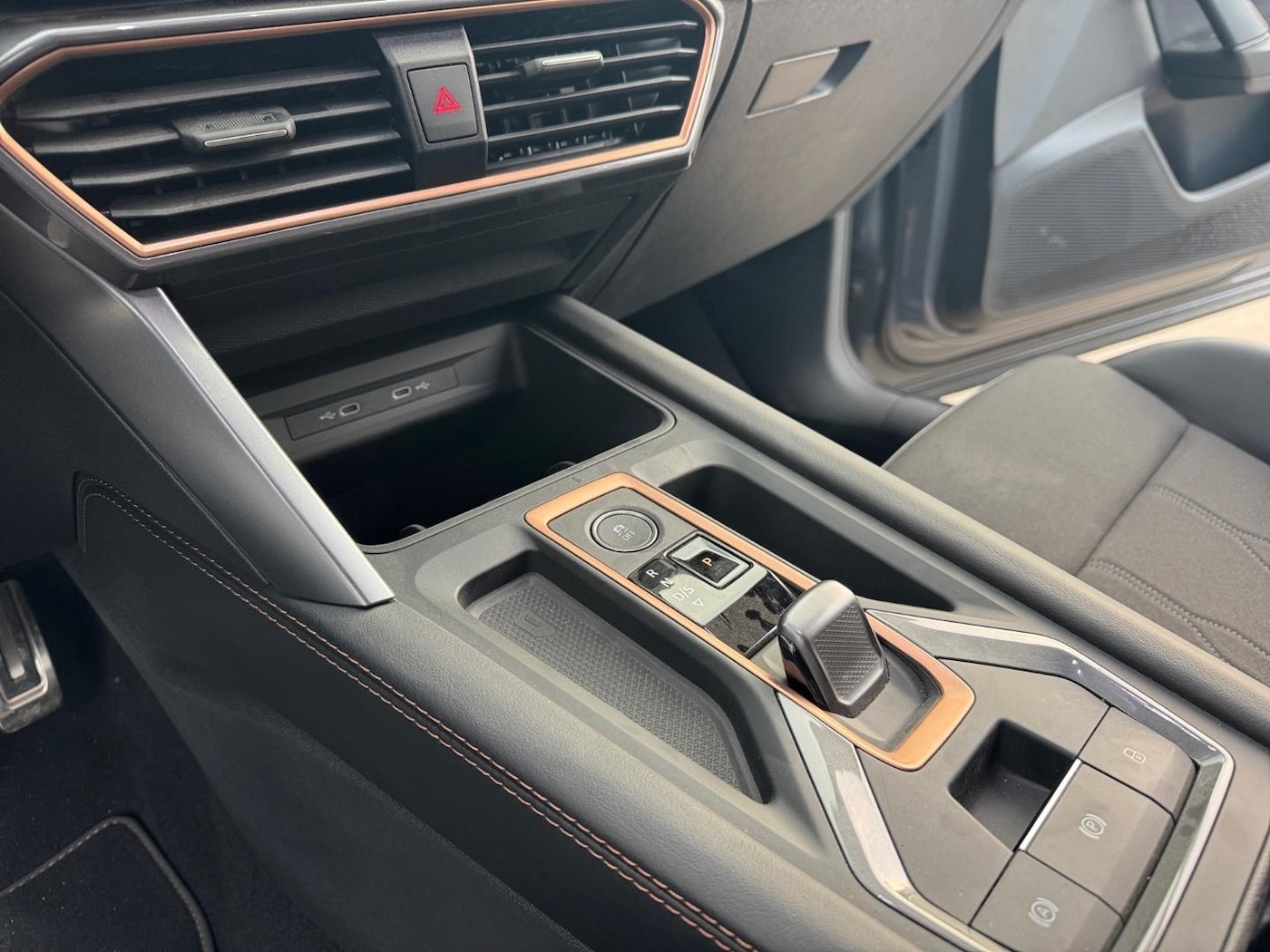 CUPRA Formentor 1.5 TSI e-Hybrid DSG 150 kW (204 CV) — photo 11