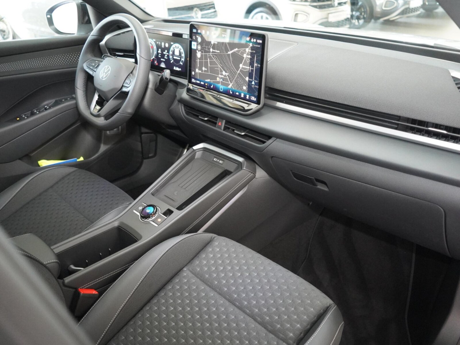 Volkswagen T-Roc – Bild 12