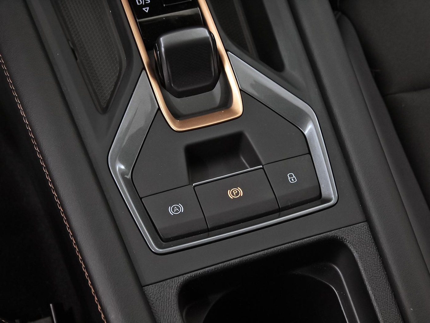 CUPRA Leon León 1.5 eTSI DSG 110 kW (150 CV) — photo 30