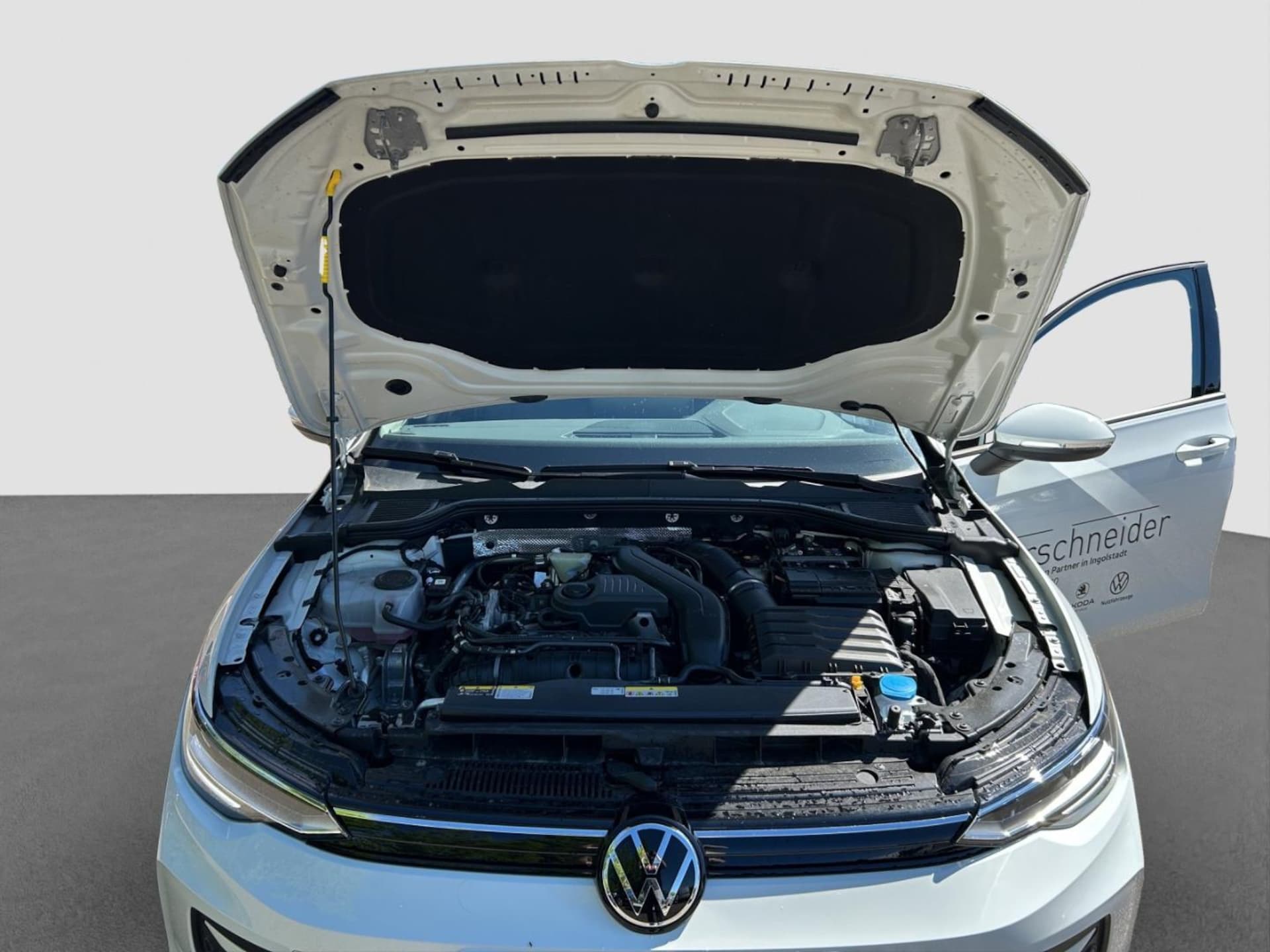 Volkswagen Golf Life