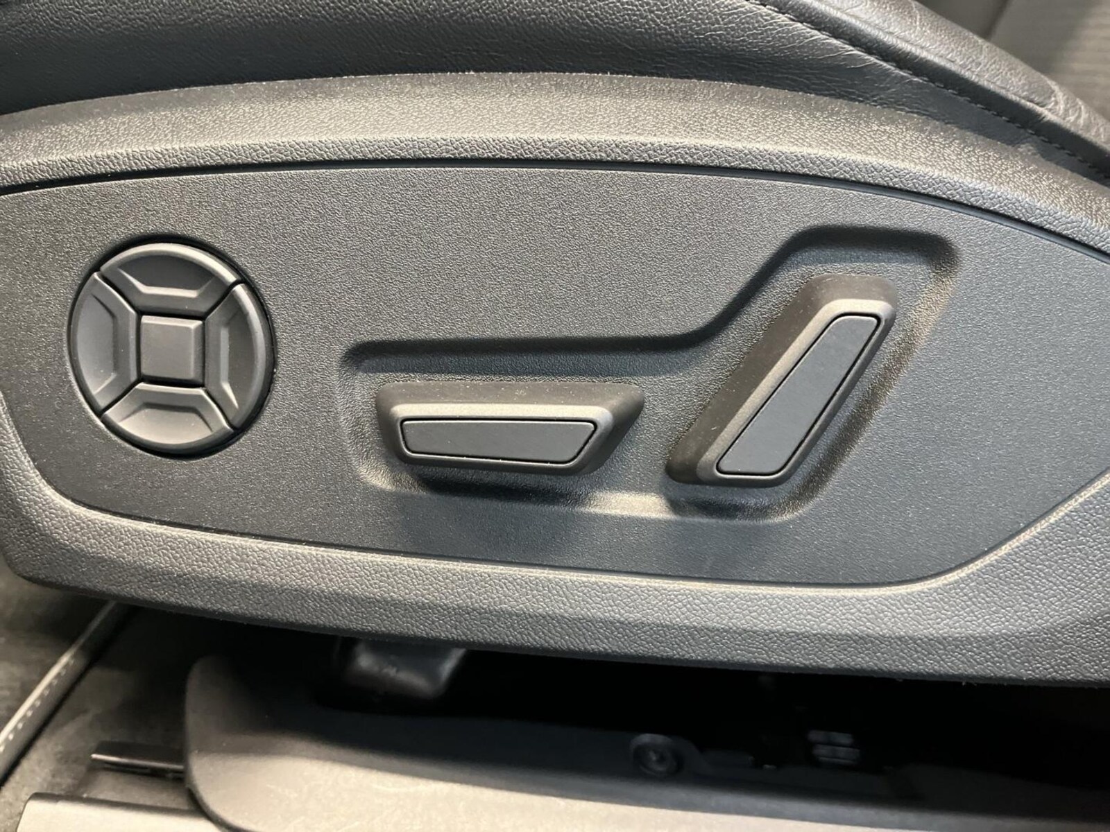 Audi S6 Avant – Bild 15