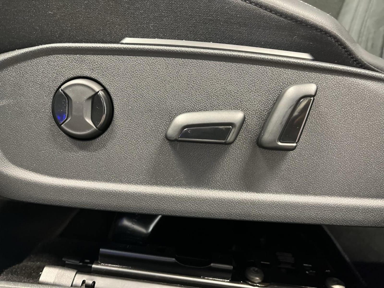 Volkswagen Golf Variant – Bild 14