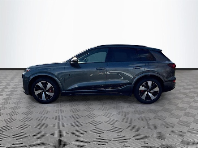 2025 Audi SQ6 e-tron