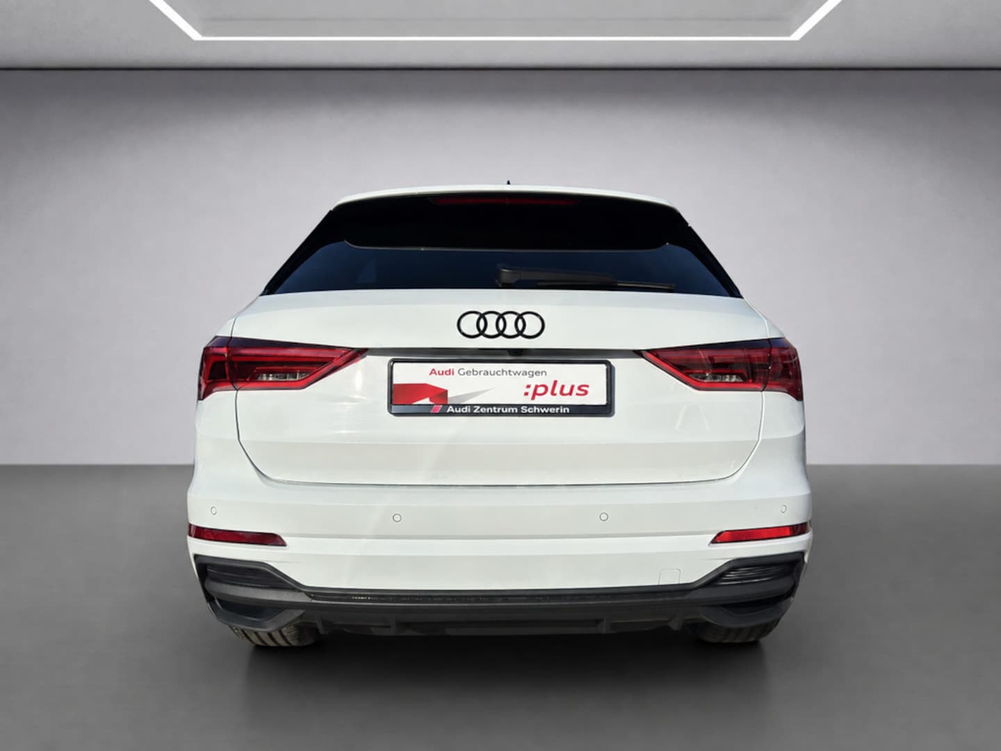 Bild über Audi Q3 S line 35 TFSI S tronic - für weitere Informationen kontaktieren Sie den Audi Partner