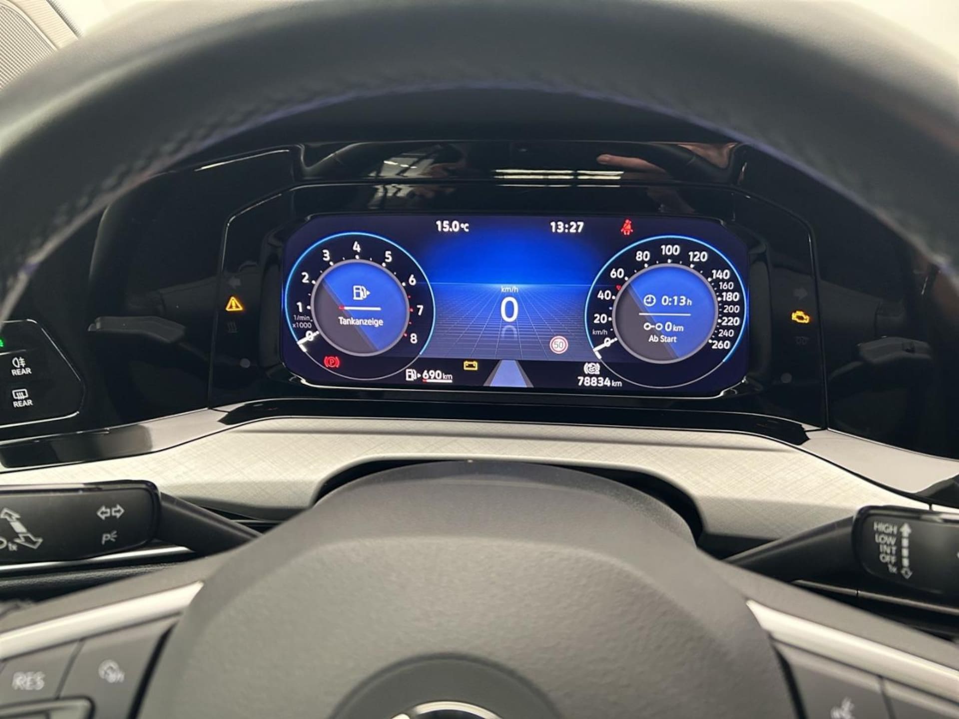 Volkswagen Golf Life