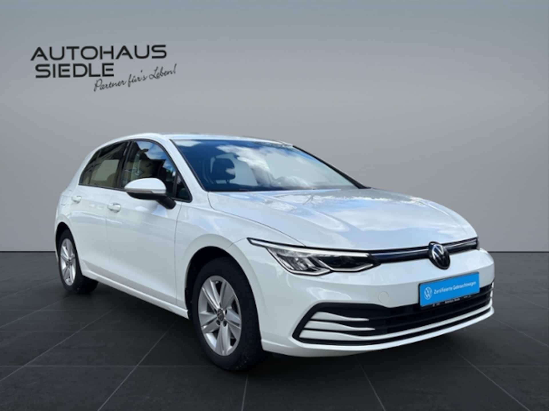 Volkswagen Golf Life