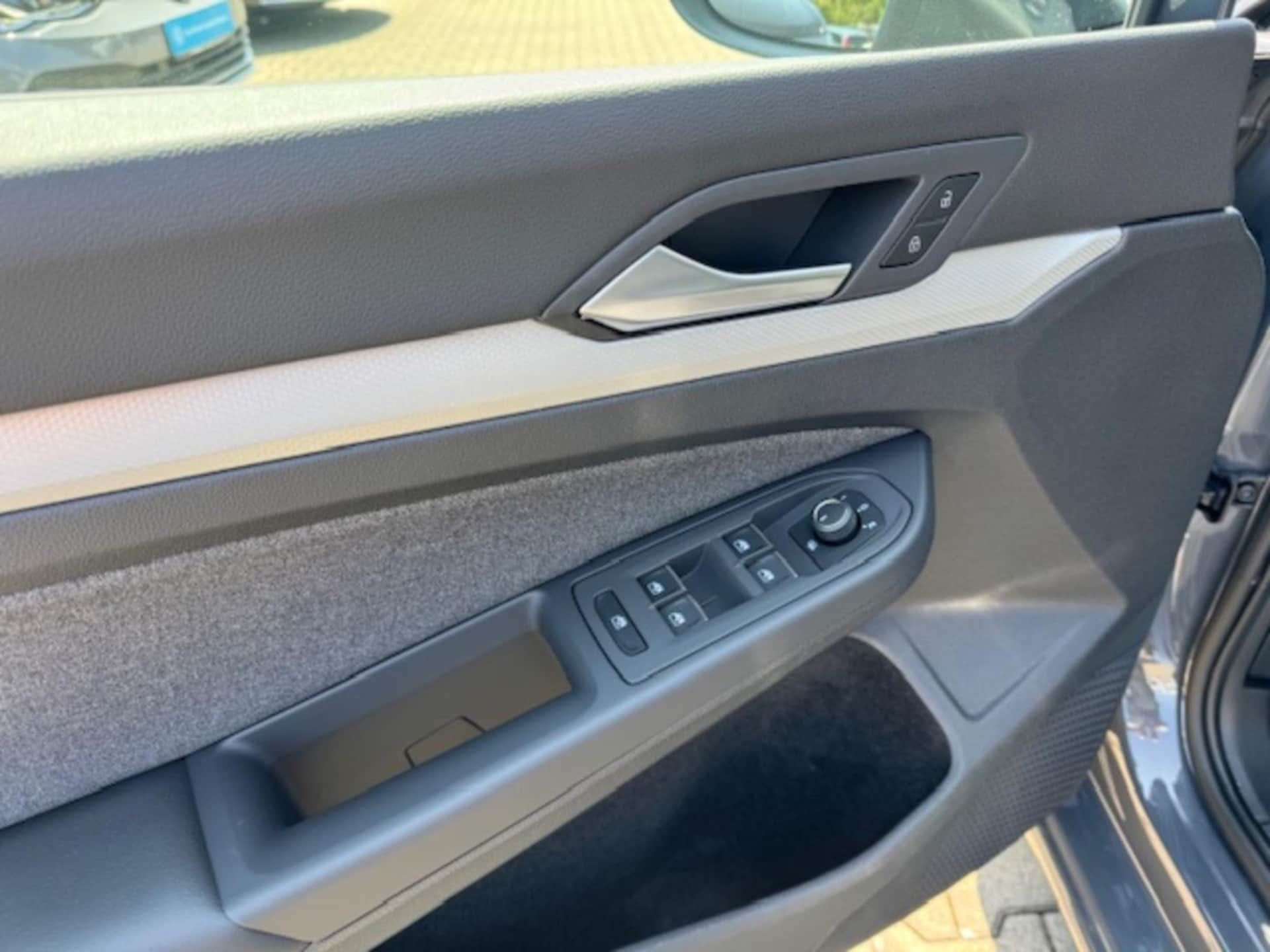 Volkswagen Golf MOVE
