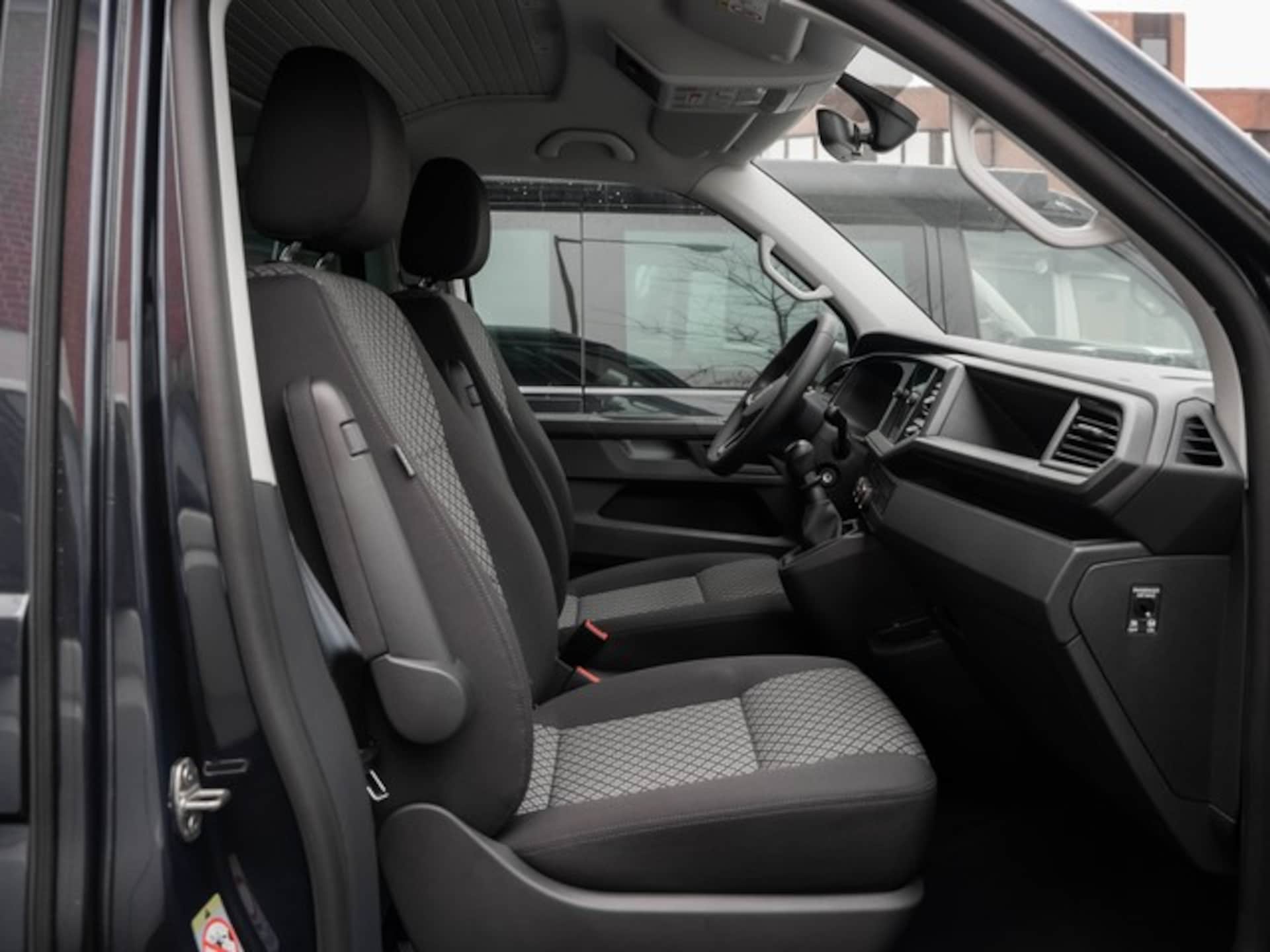Volkswagen T6.1 California Beach