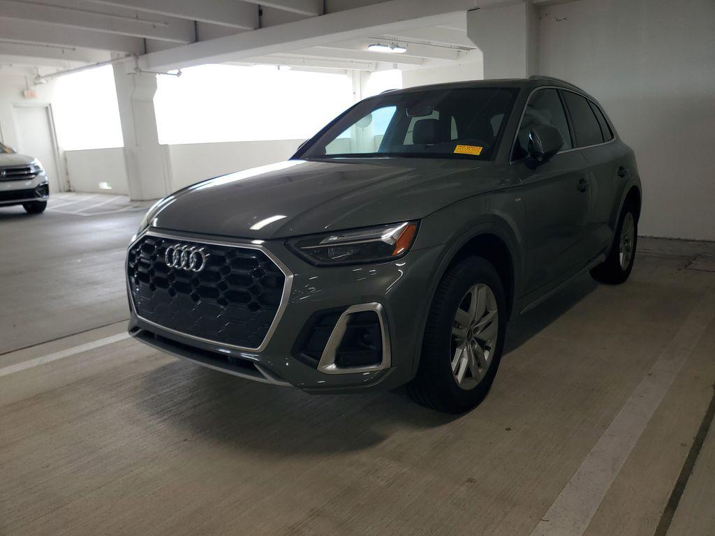 2023 Audi Q5 45 Premium's photo