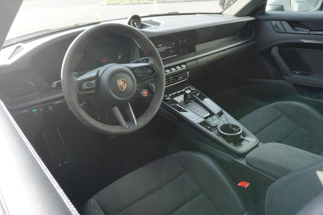 2025 Porsche