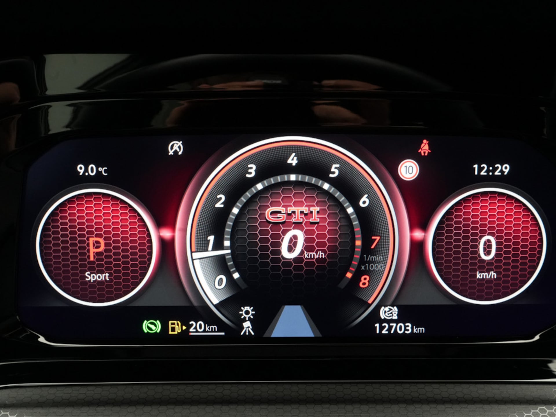 Volkswagen Golf GTI