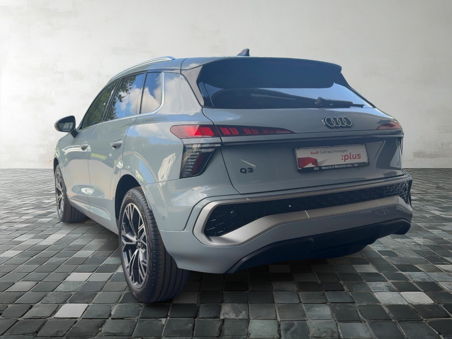 Bild über Audi Q3 SUV TDI 110 kW S tronic - für weitere Informationen kontaktieren Sie den Audi Partner