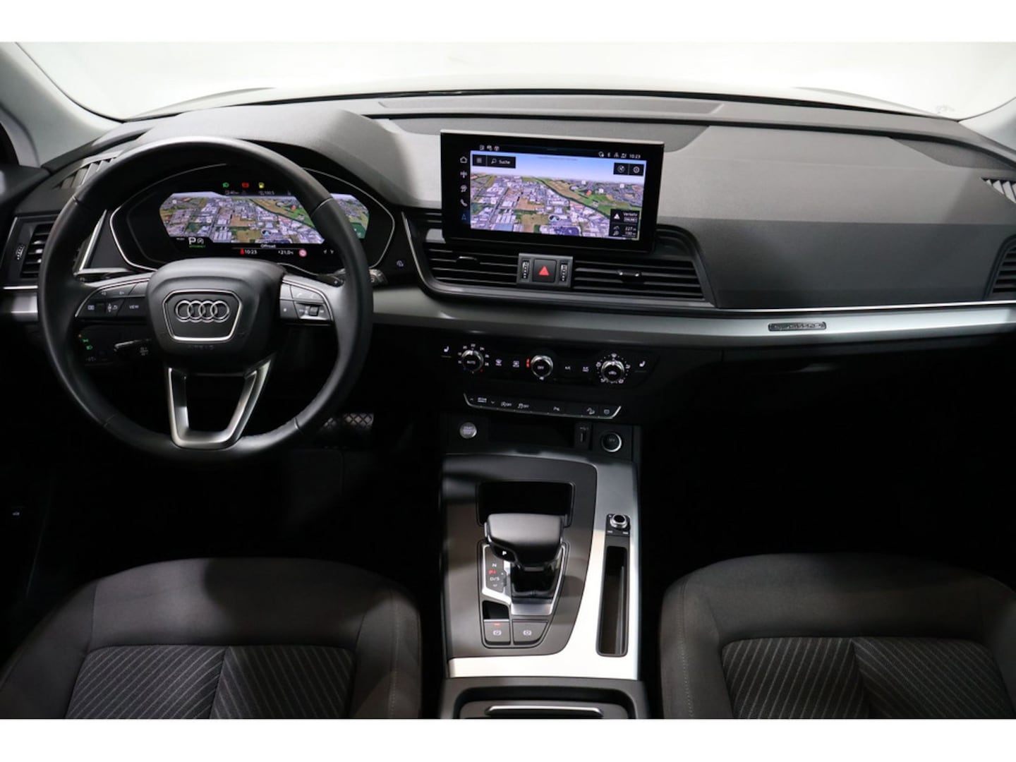 Bild über Audi Q5 Sportback 40 TDI quattro S tronic - für weitere Informationen kontaktieren Sie den Audi Partner