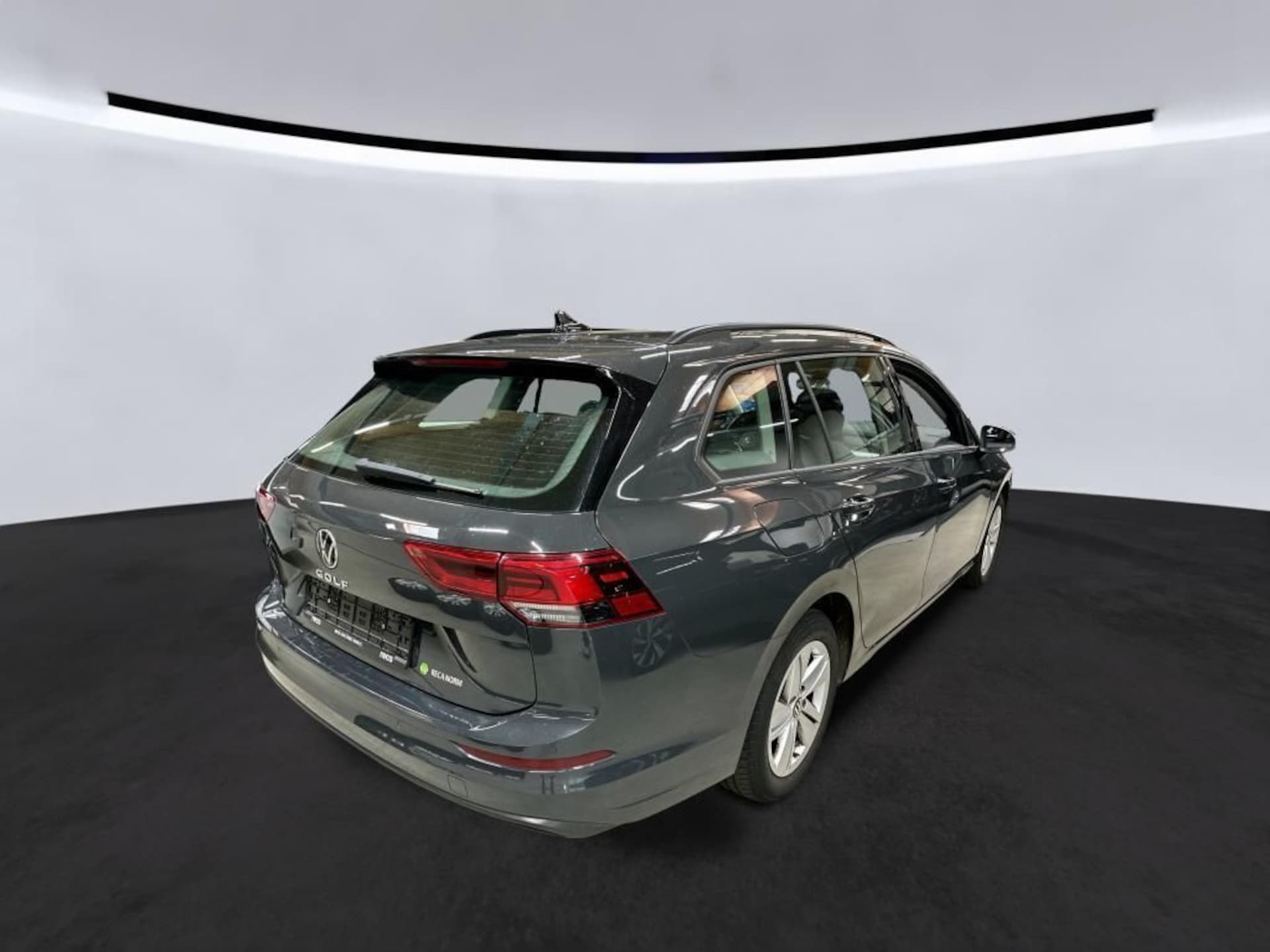 Volkswagen Golf Variant Life