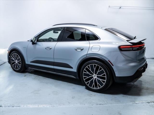 Used 2025 Porsche Macan Base with VIN WP1AA2XA6SL000061 for sale in Lakewood, CO