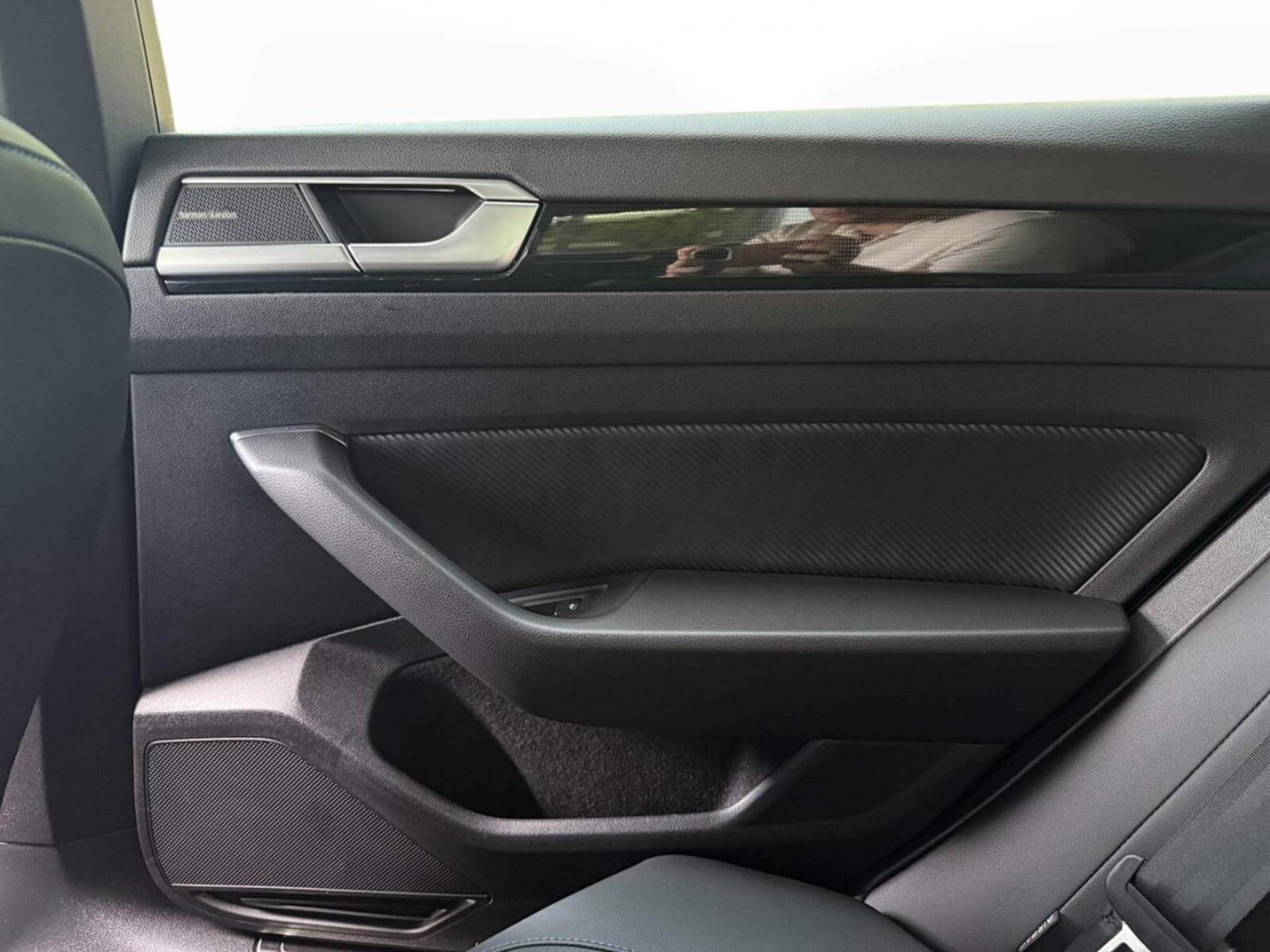 Volkswagen Arteon R