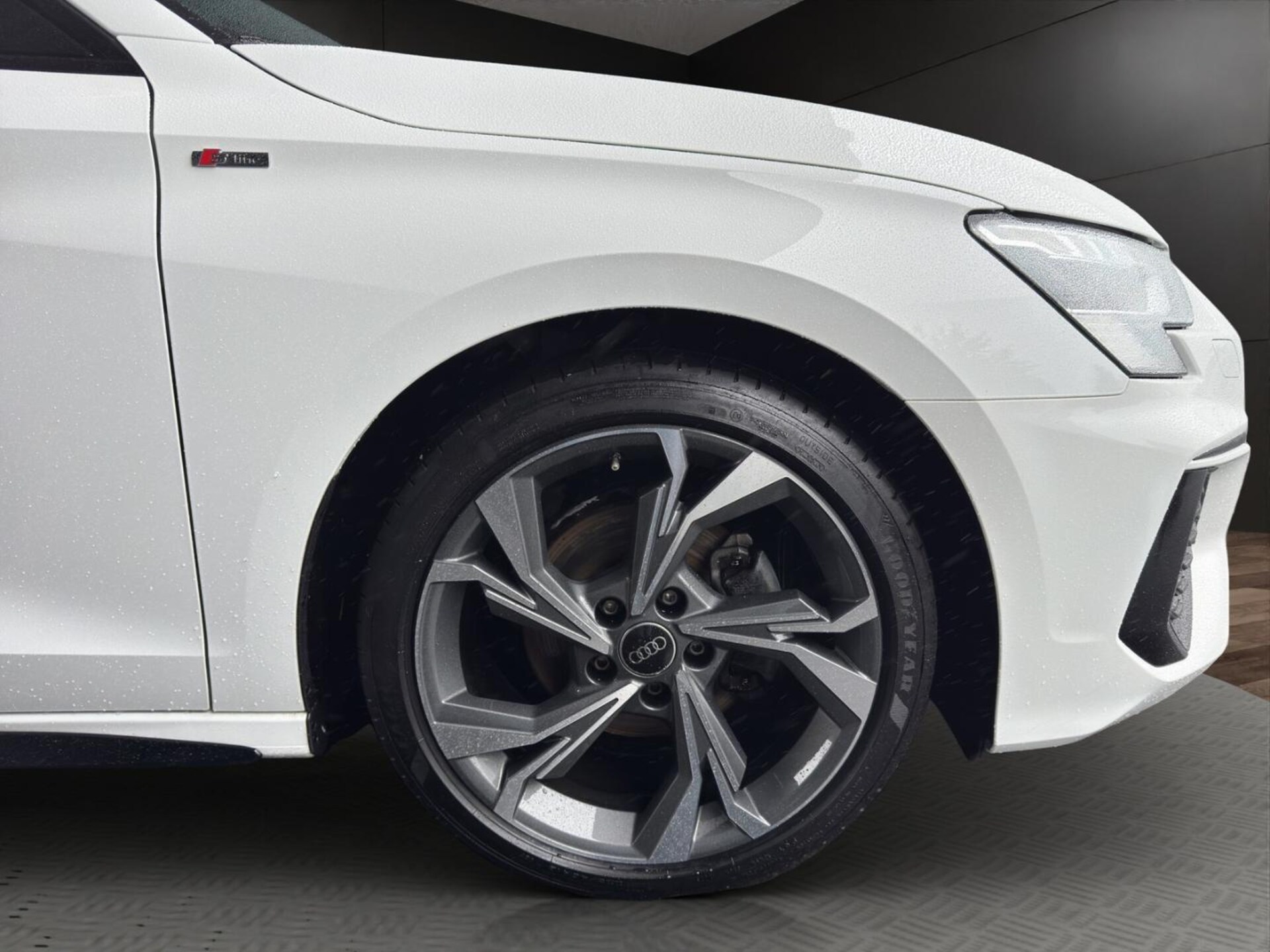 Audi A3 Limousine S line