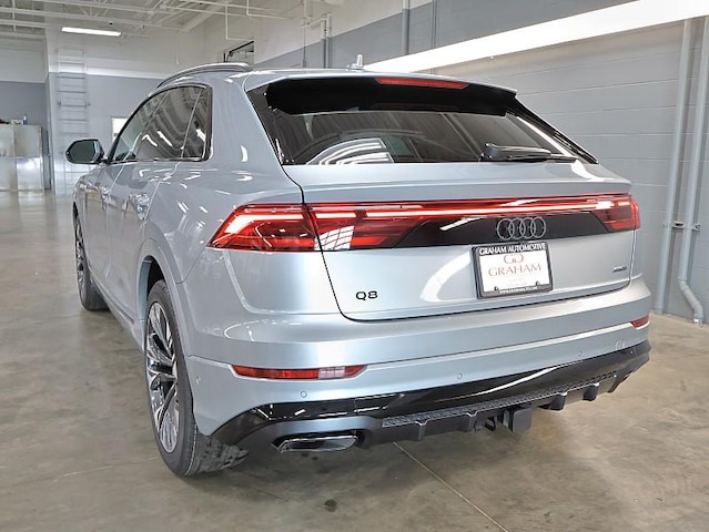 2026 Audi Q8