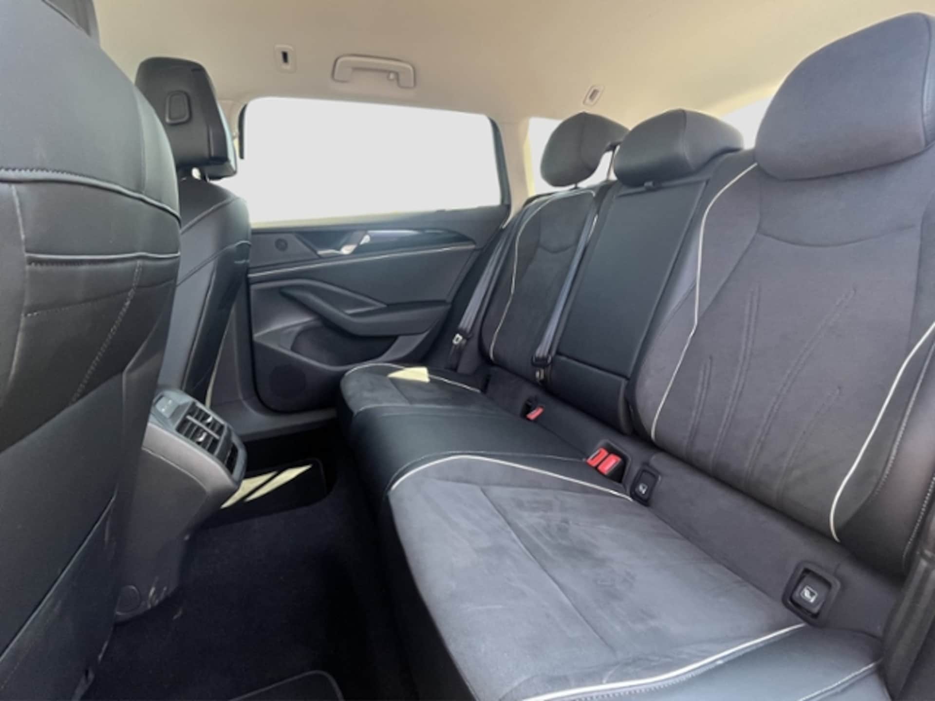 Volkswagen Passat Business