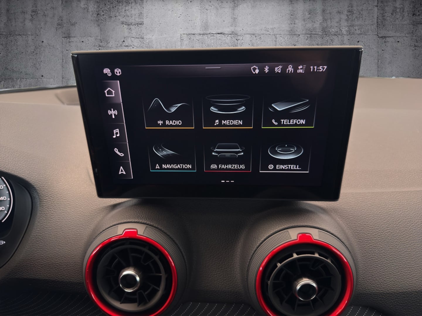 Bild über Audi Q2 S line 35 TFSI S tronic - für weitere Informationen kontaktieren Sie den Audi Partner