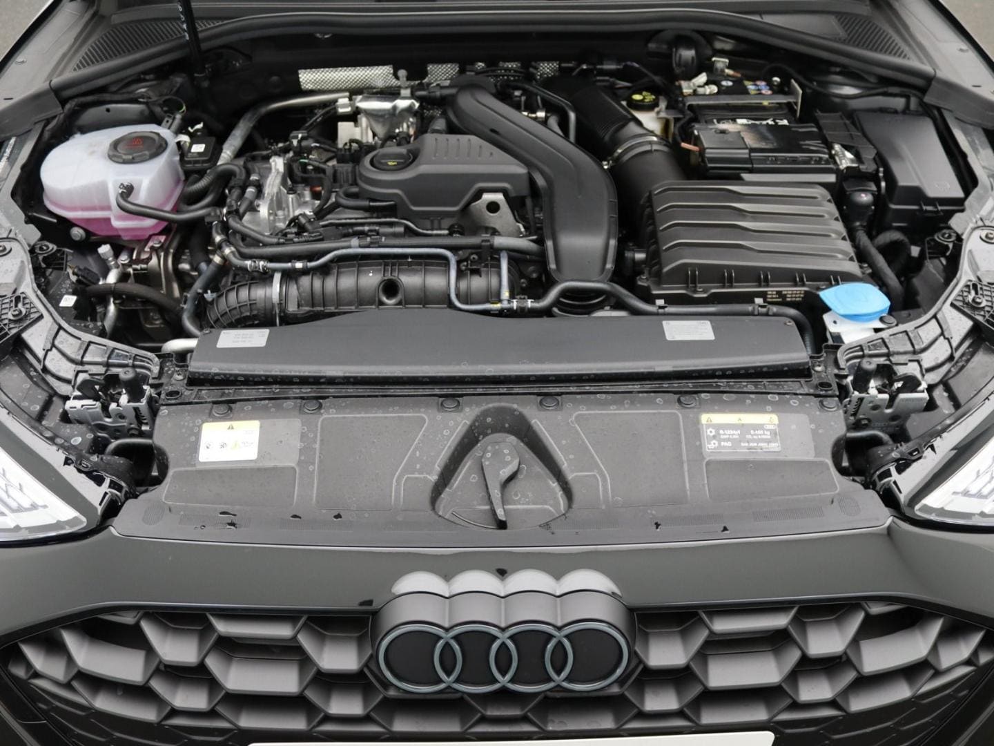 Bild über Audi A3 Sportback TFSI 85 kW S tronic - für weitere Informationen kontaktieren Sie den Audi Partner