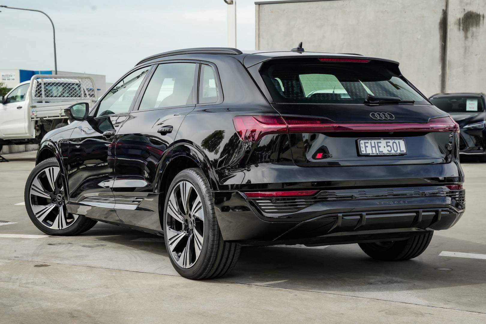Image about Audi Q8 e-tron 55 e-tron quattro Launch Edition 300,00 kW