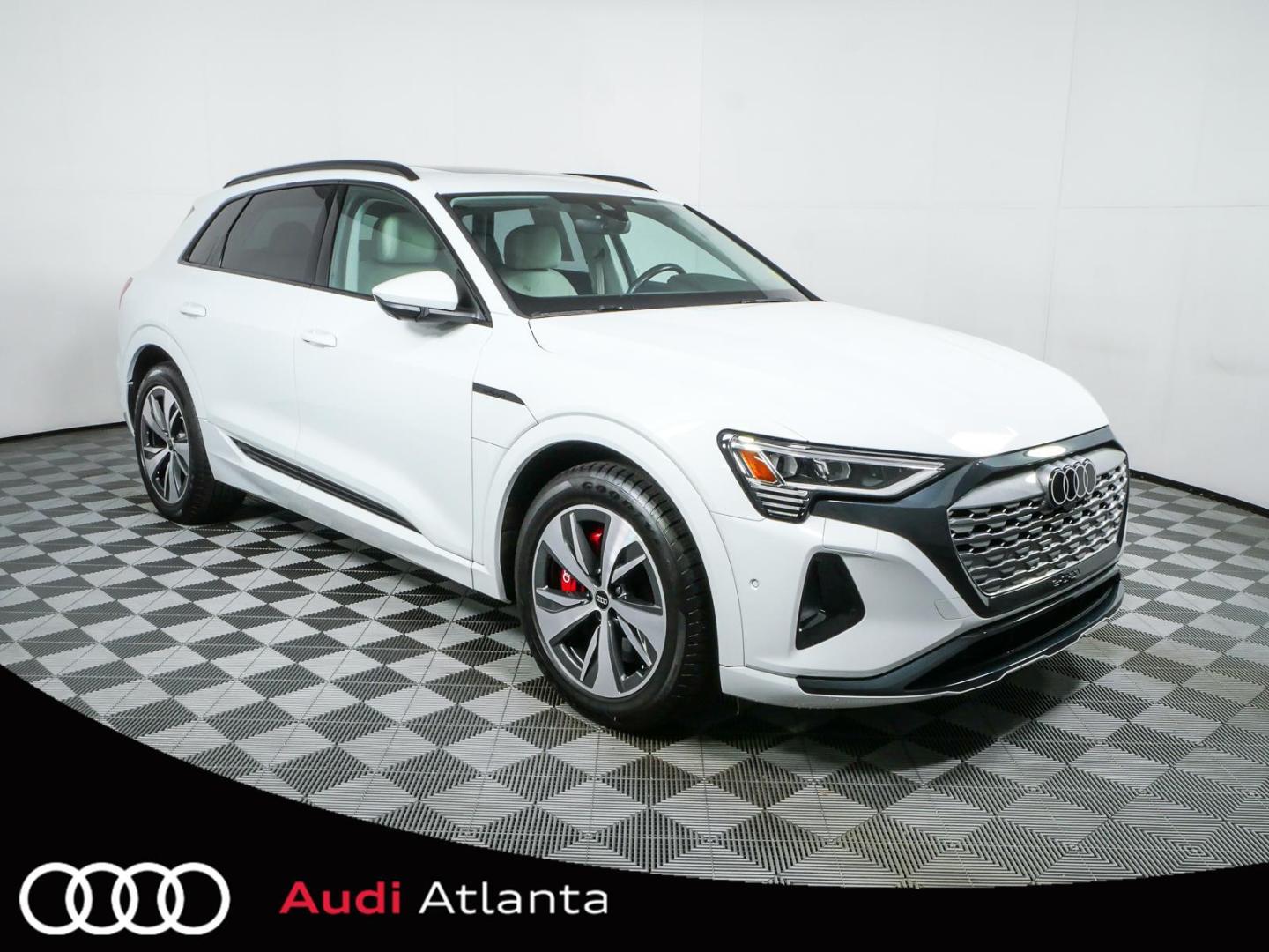 2024 Audi Q8 e-tron