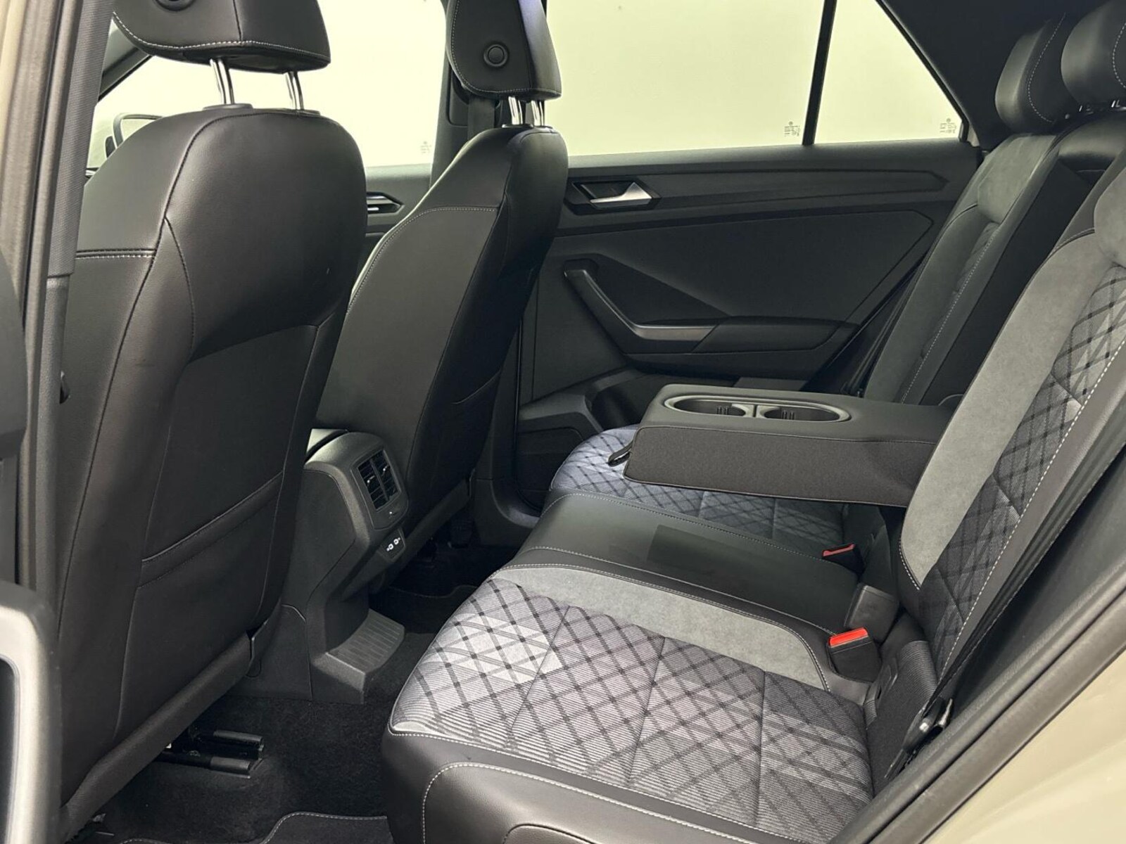 Volkswagen T-Roc – Bild 11