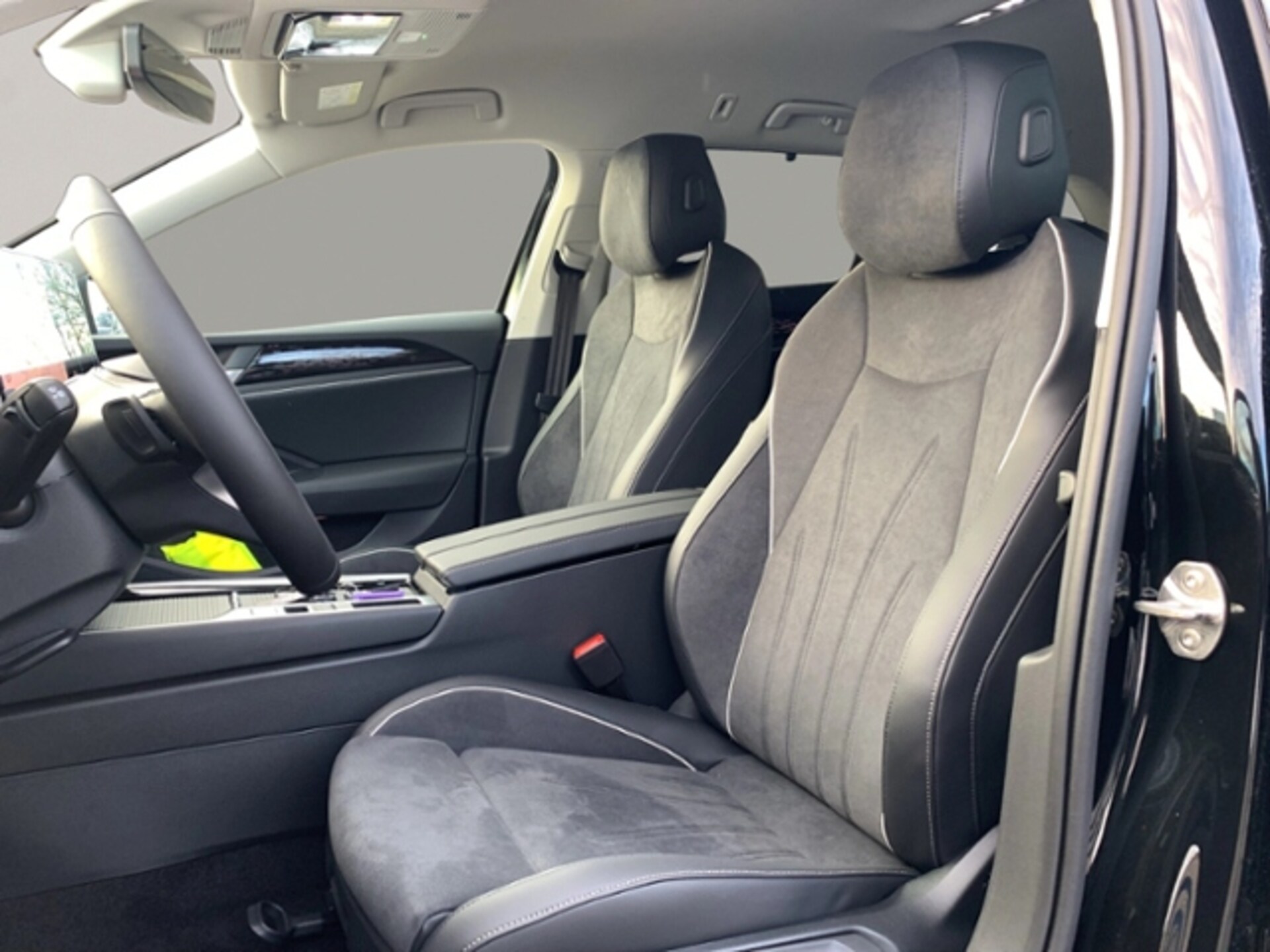Volkswagen Passat Elegance