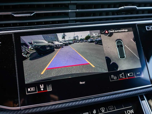 2026 Audi SQ8 Prestige - Photo 23