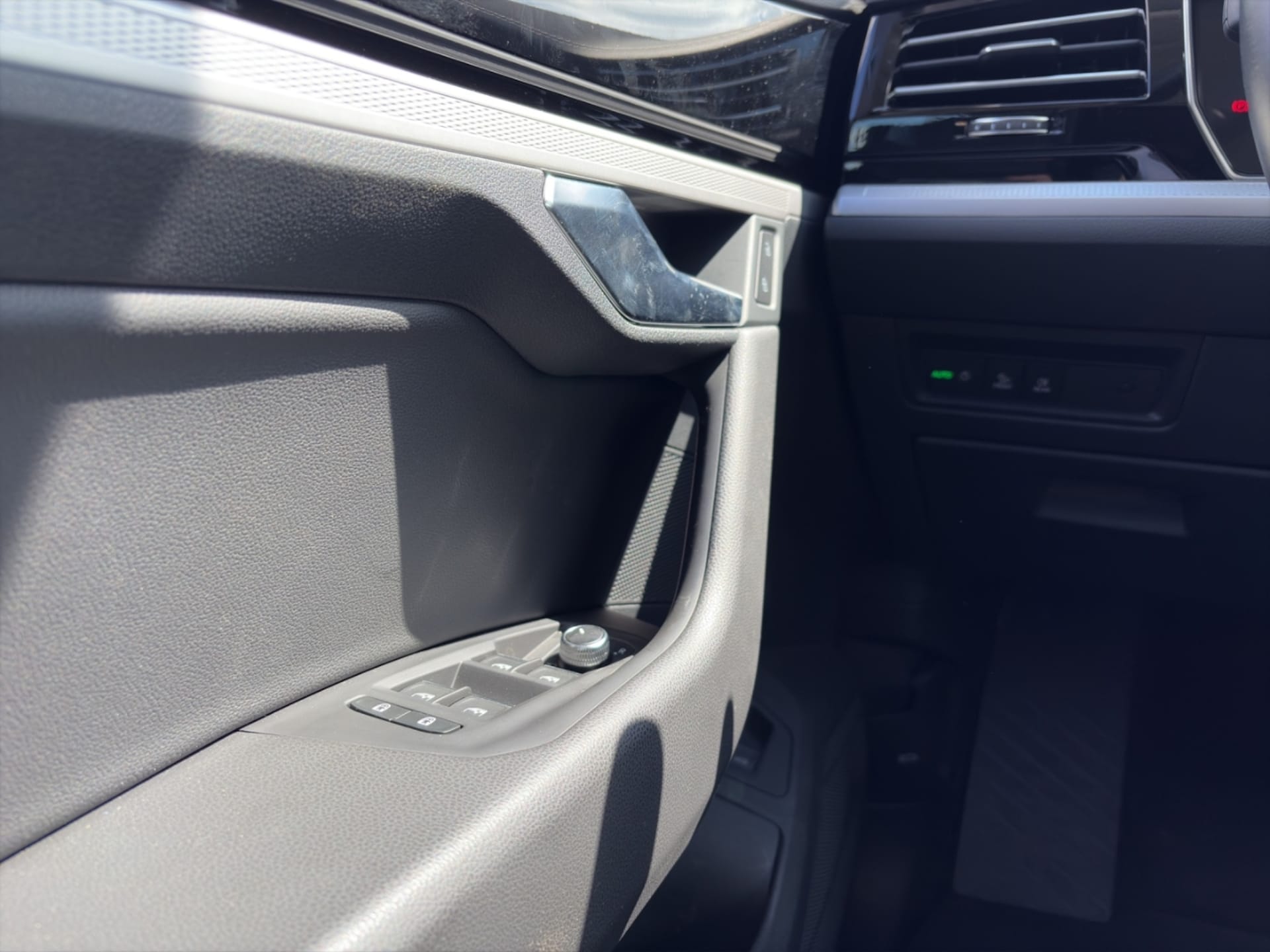 Volkswagen Touareg Basis-Modell