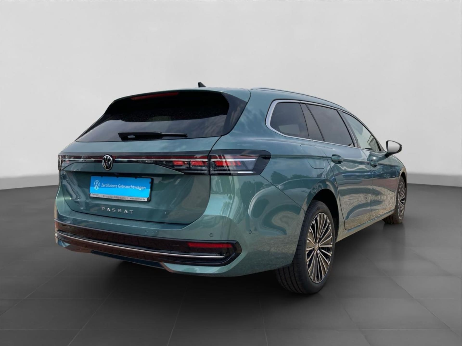 Volkswagen Passat Elegance