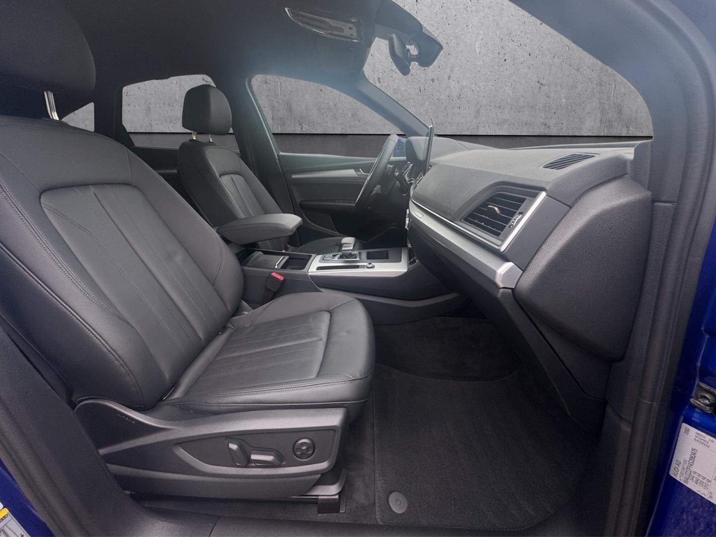 Bild über Audi Q5 Sportback 40 TFSI quattro S tronic - für weitere Informationen kontaktieren Sie den Audi Partner